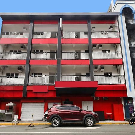 Oyo 895 Golden Majestic Pension Inn Manilla Buitenkant foto
